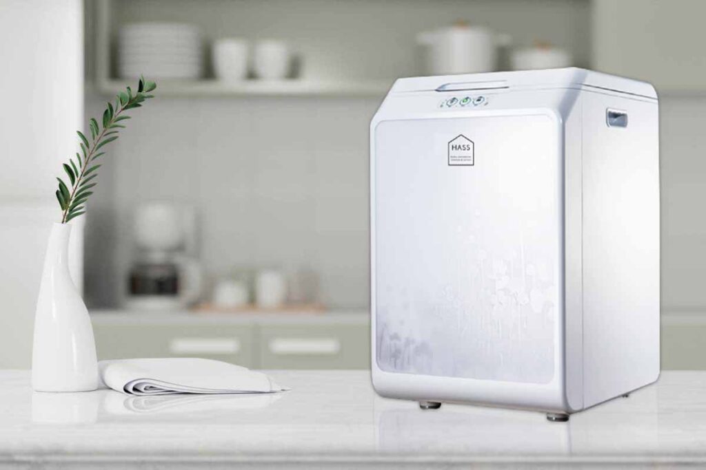 Electric composters What are the benefits? Are they worth it?